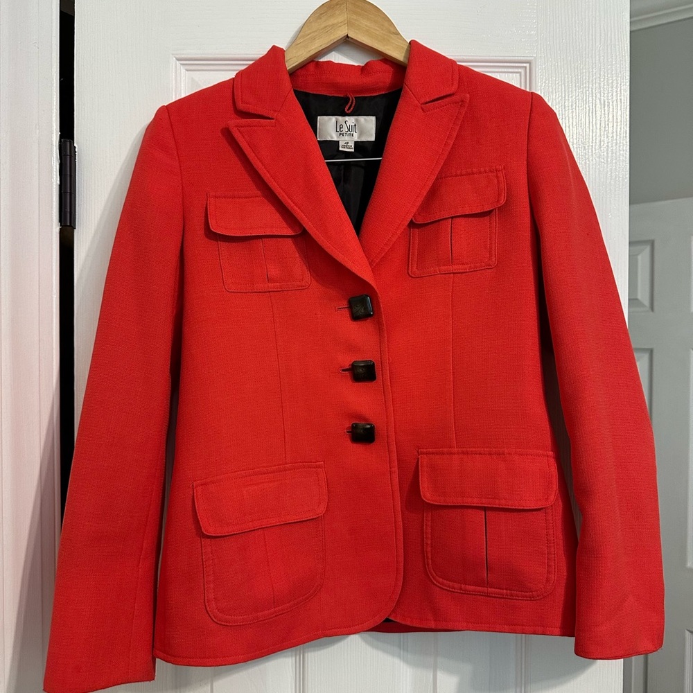 Le Suit Vibrant Red Women's Blazer